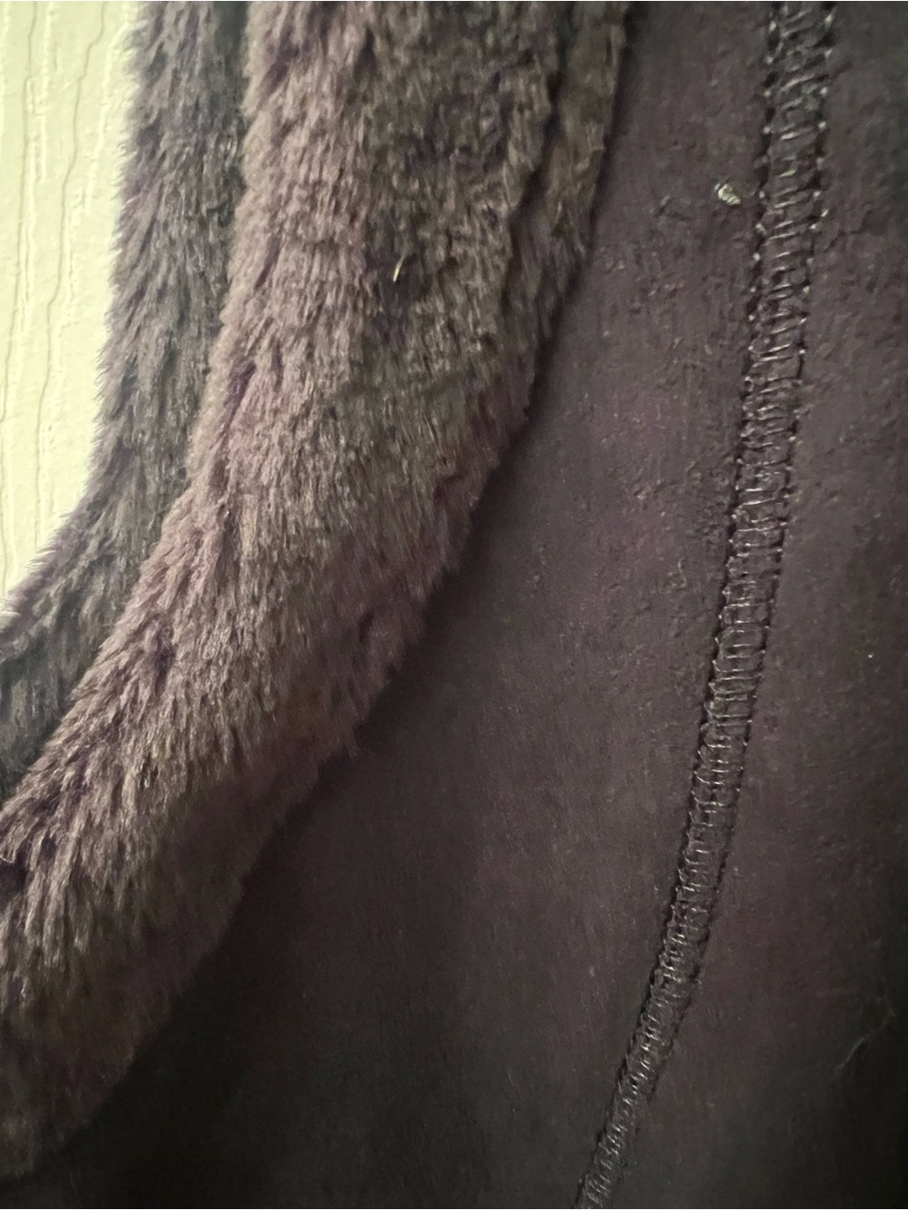 Chaps Black Faux-Shearling Vest with Gold Zip Ring - Picture 3 of 6